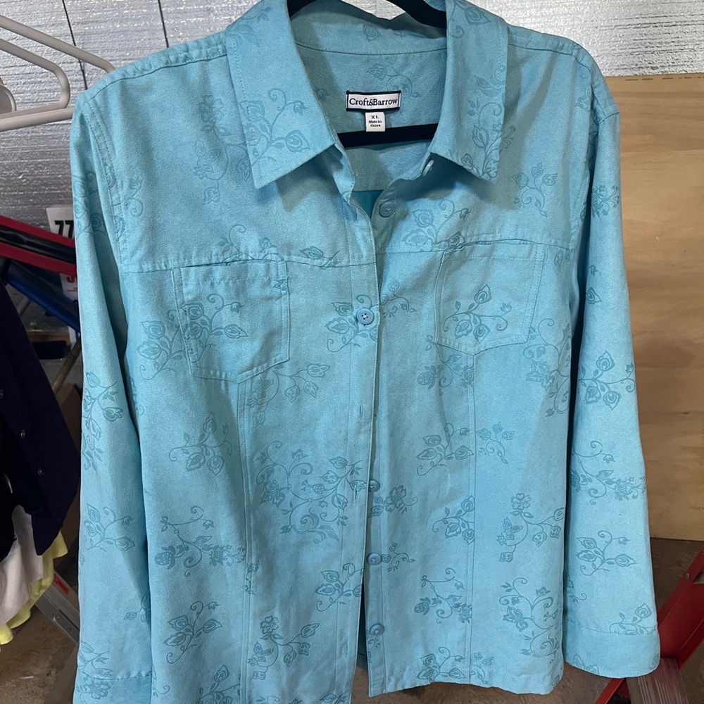 Croft Barrow Women’s XL Blue Jacket With Floral Design